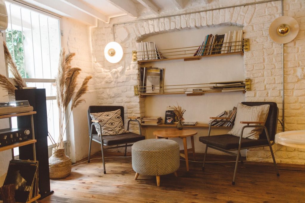 Visiter une maison ancienne : la checklist que j&rsquo;imprime encore