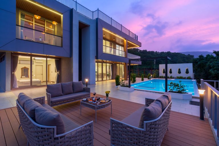 Combien coûte réellement une maison à Saint-Tropez ?