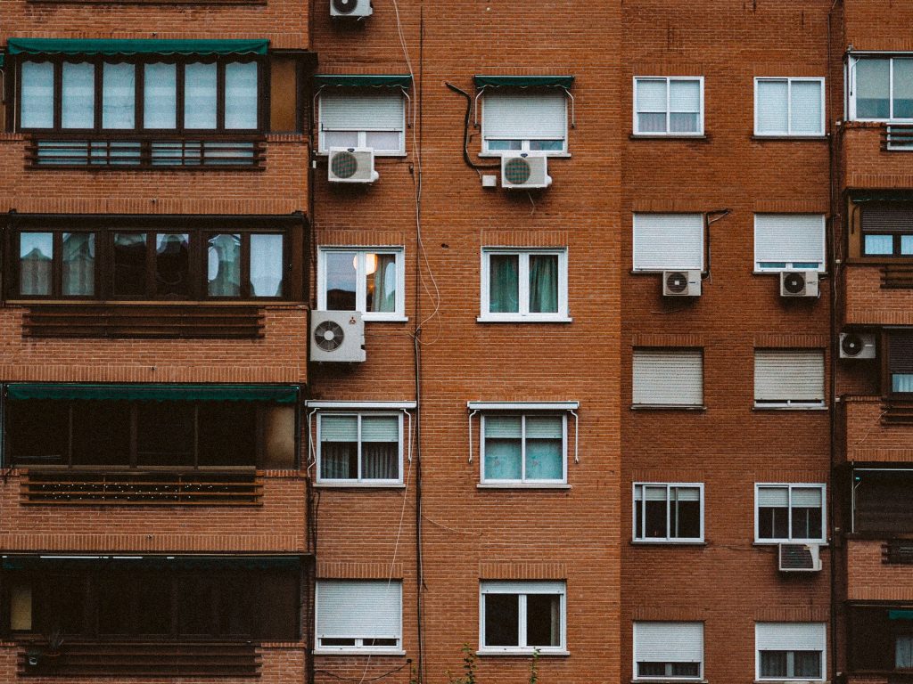 DPE collectif obligatoire pour vendre : comment éviter le blocage ?